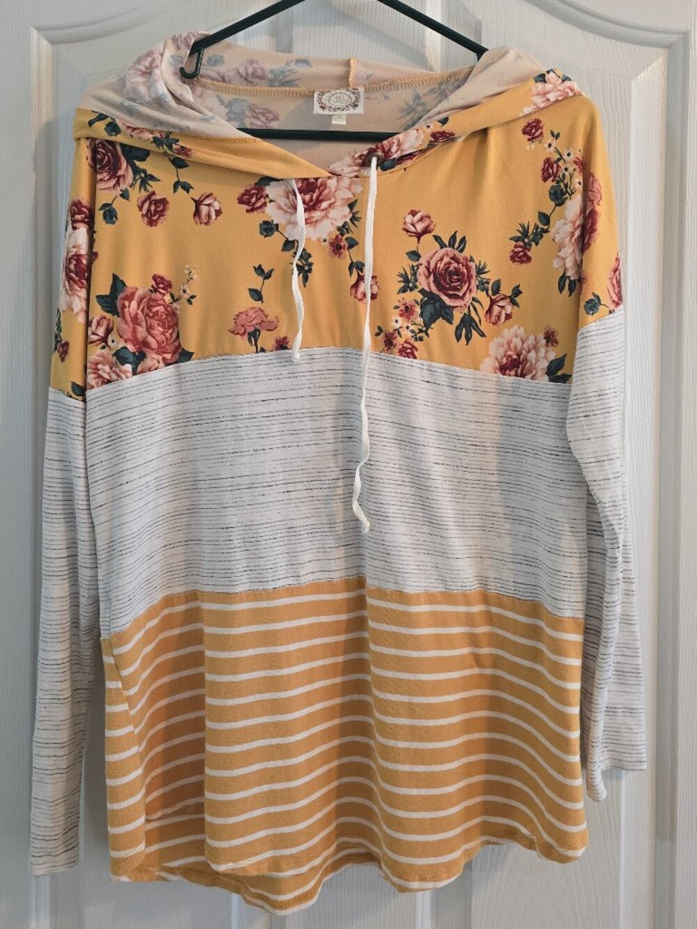 True Self Women's Floral Color Block Hooded Top Size Large